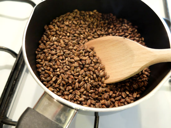 自家焙煎で美味しい麦茶 海外で簡単に作れます パースで手作りざんまい